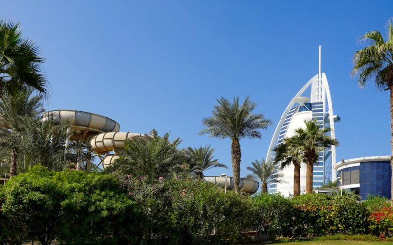 Hotéis luxo família: viagem inesquecível com crianças