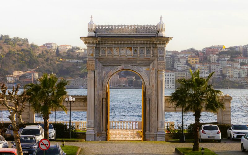 Ciragan Palace Kempinski: Luxo e história no Bósforo