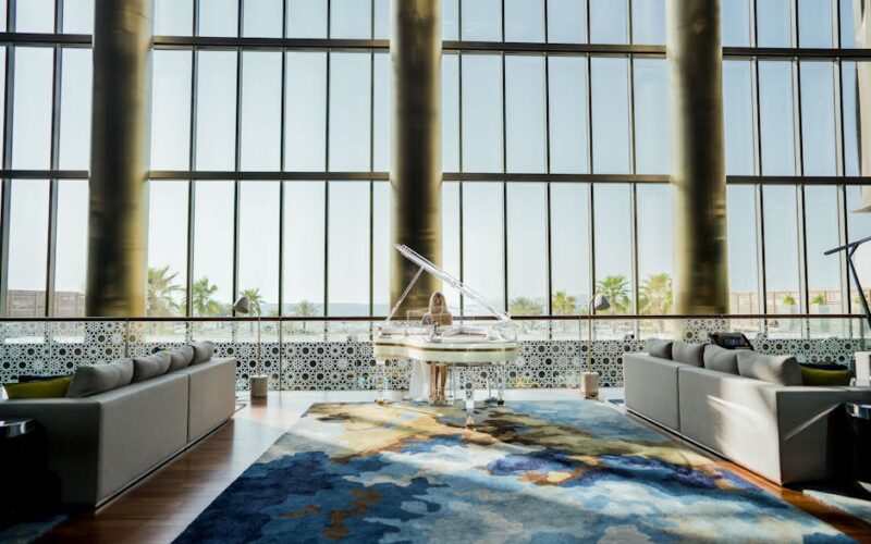 Arquitetura hoteleira: design de luxo para experiências memoráveis