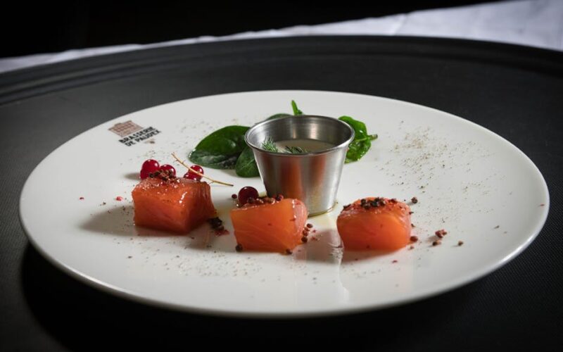 Gastronomia de luxo em hotéis: experiências culinárias